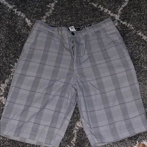 Men’s grey plaid shorts